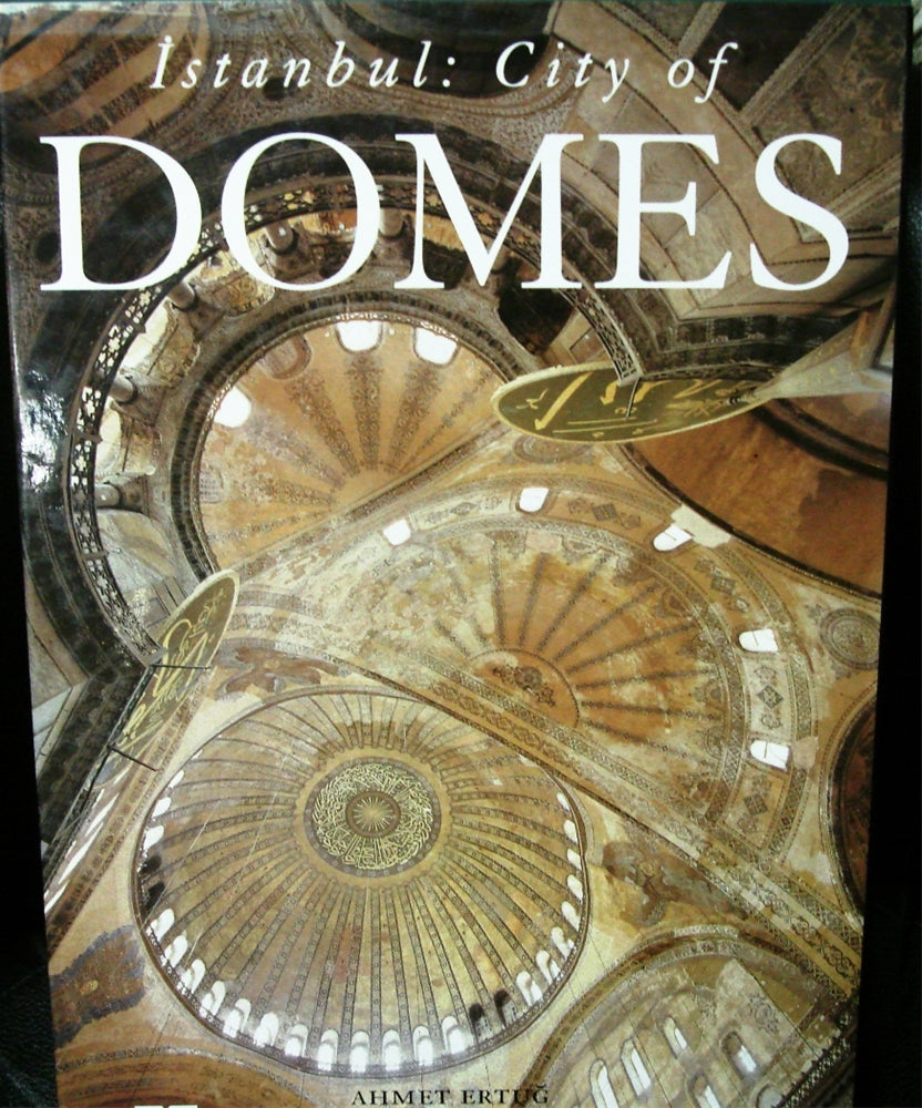İstanbul : City of Domes
