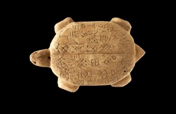 Tarihte kaybolmayan dünyanın en eski yazı sistemi “Kehanet Kemik Yazıtları”