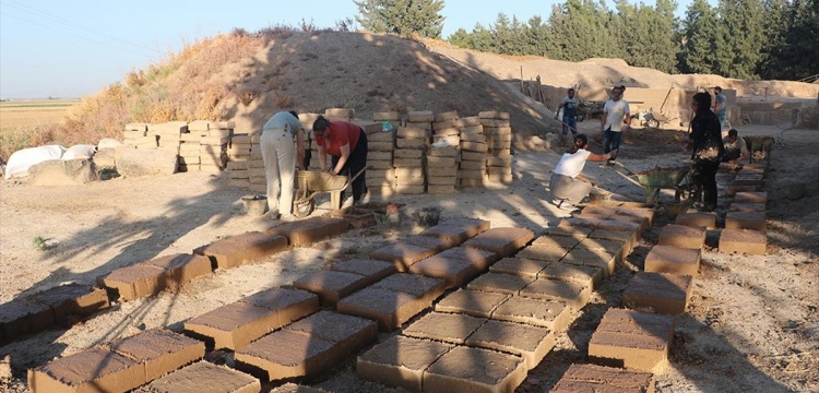Aççana Höyük arkeoloji kazılarında arkeologlar depremin yaralarını sarıyor
