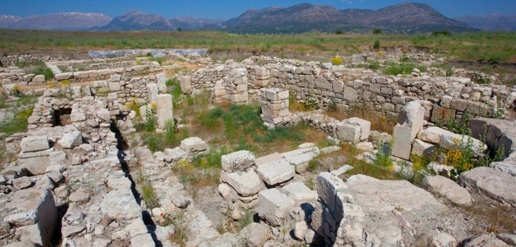 Antalya'nın Elmalı ilçesinin iki antik kenti ziyaretçileri bekliyor