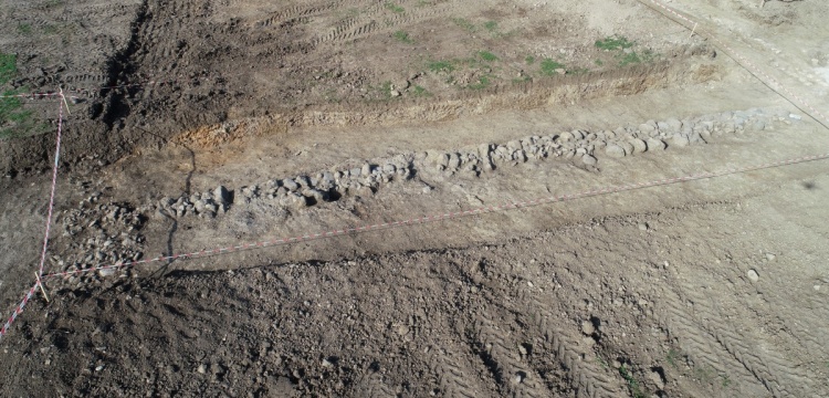 Samsun'un İlkadım ilçesinde inşaat kazısı sırasında antik yapı kalıntıları bulundu