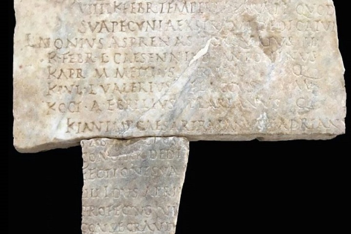 Hadrianus’un Günlük Etkinlik Takviminin Parçaları Bulundu