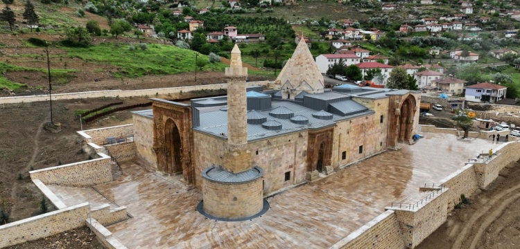 Restorasyonu biten Divriği Ulu Camii ve Darüşşifası bugün ibadete ve ziyarete açılacak