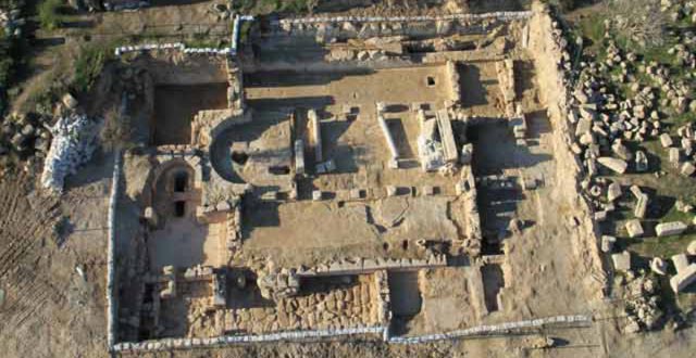 İsrail’de Khirbet Midras Piramidi ve Arkeolojik Alanı