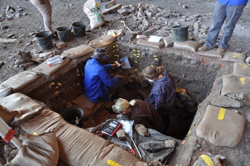 İnsanlar, 20.000 Yıl Önce Kalahari Çölünde Yaşamış