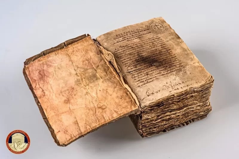 Çalınan Nostradamus kehanetleri el yazması kitabı Almanya’da bulundu