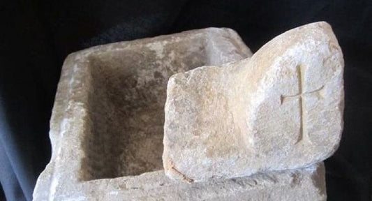 Sinop’ta bulunan taş sandık heyecan yarattı: Hz. İsa’nın çarmıha gerildiği haçı muhafaza ettiğine inanılıyor