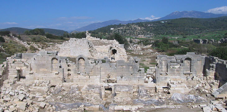 Patara’da 2 bin 350 yıllık günlük yaşam malzemeleri bulundu