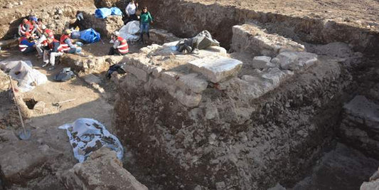 İznik’te Yeşil Müze Kazısında Bizans Temelleri Çıktı