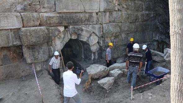 Çorum’da 2 bin yıllık baraj ve höyük bulundu