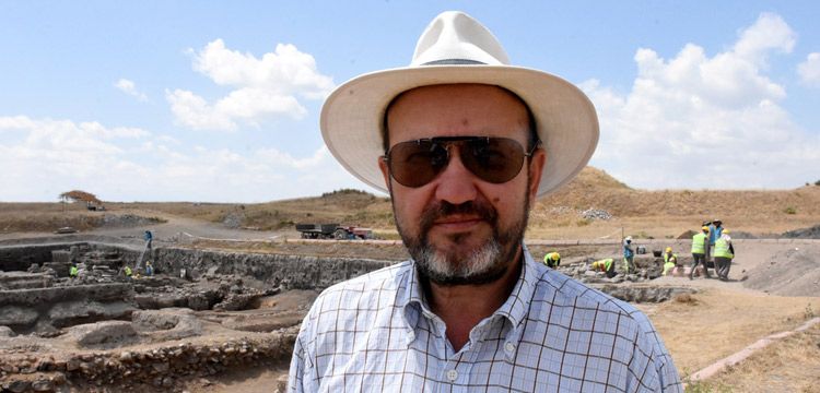 Hayallerini süsleyen Kültepe arkeoloji kazılarına başkan oldu