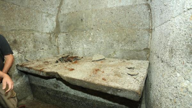 15 Temmuz Şehitler Tepesi'ndeki Kazılarda Helenistik Dönem Mezar Odası Bulundu