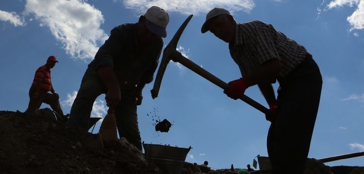 Üsküdar'da İSKİ kazısı arkeoloji kazısına dönüştü