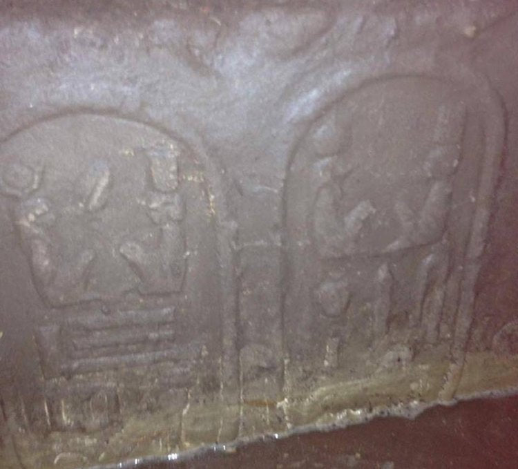 Mısır’daki Defineci Çukurunda Firavun Kabartması Bulundu