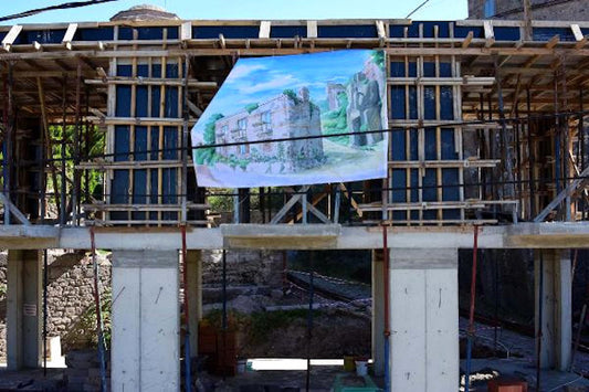 Assos’taki Otel İnşaatının Projeye Aykırı Bölümleri Yıkılacak