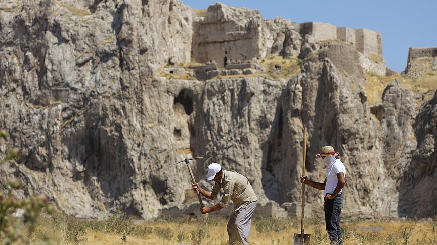 Evliya Çelebi’nin İzinden Giderek “Eski Van”ı Ayağa Kaldırıyorlar