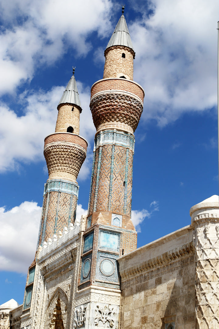 Gök Medrese'nin 20 yıllık restorasyon çilesi bitiyor