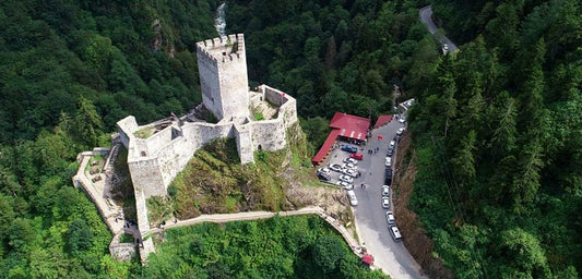 Turistler Zil Kale'ye hayran kalıyor