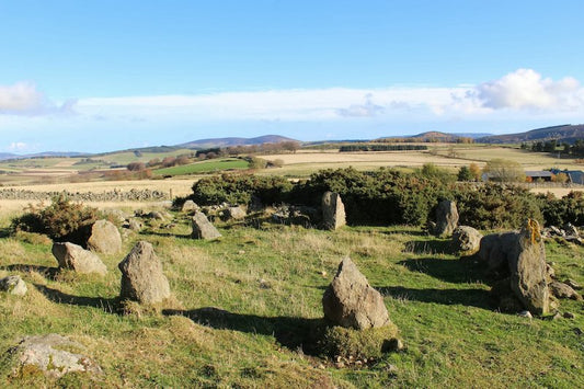 Stonehenge Benzeri Binlerce Yıllık Sanılan Taşlar 20 Yıllık Çıktı