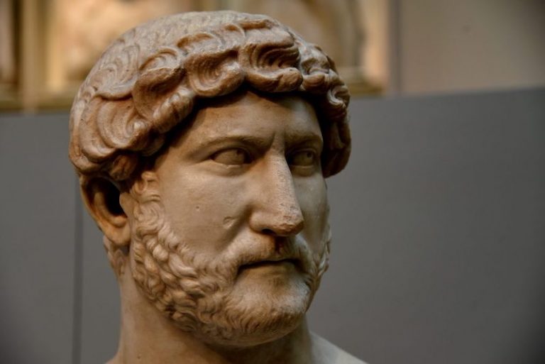 Roma İmparatoru Hadrianus Kimdi?