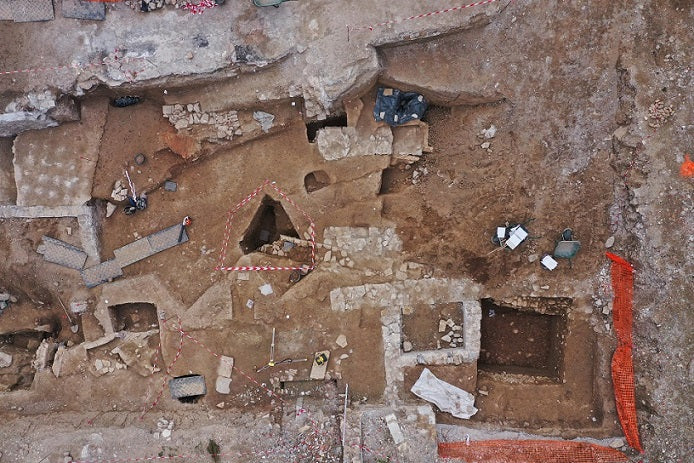 Deux Domus à décors remarquables à Nîmes