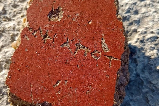 Kırım'daki Artezian'da Antik Grafitiler Ortaya Çıkarıldı: Tapınak Sıvasında Gizli Bir Mesaj