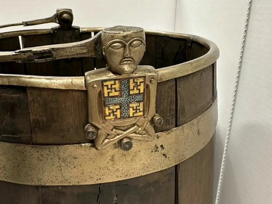 Gizemli bir 'Buddha Kovası' Viking mezarında 1000 yıl boyunca varlığını sürdürdü.