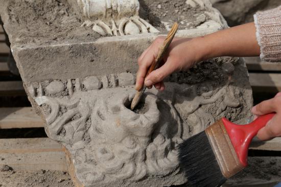 Antik kentteki eserler ‘taş hastanesinde’ restore ediliyor