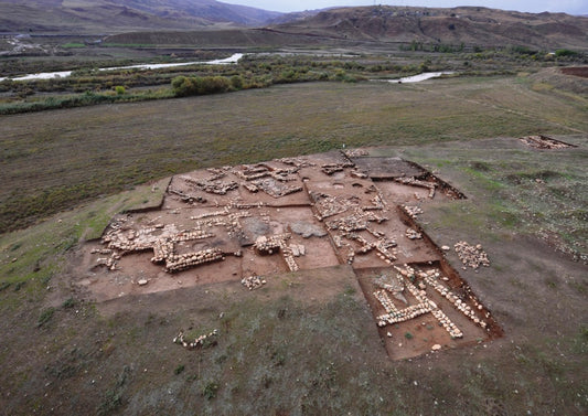 Başur Höyük’teki Toplu Mezara Salgında Ölenler Gömülmüş
