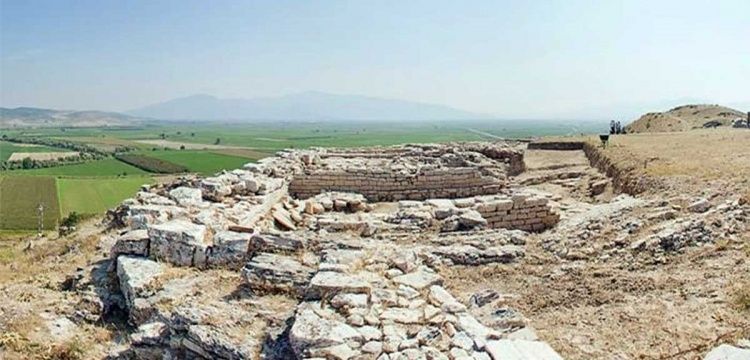 İzmir'de arkeolojik sit alanına RES kurulması için ilk adım atıldı