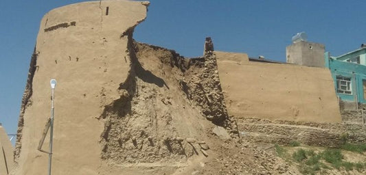 Afganistan'da Gaznelilerden kalma tarihi kalenin kulesi çöktü