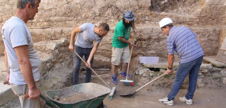 Balatlar Yapı Topluluğu'nda yeni bir kilise kalıntısı bulundu
