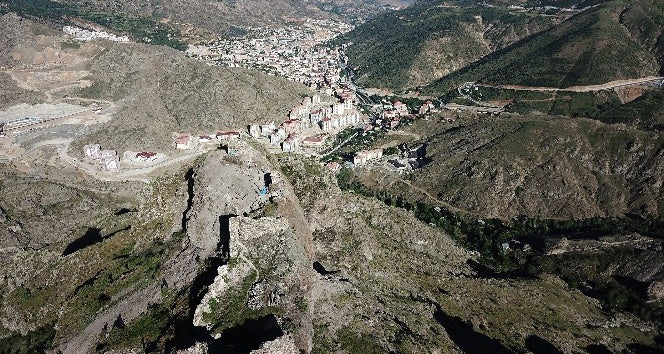 Efsaneleri ile ünlü Canca Kalesinde bir dönem aydınlanıyor
