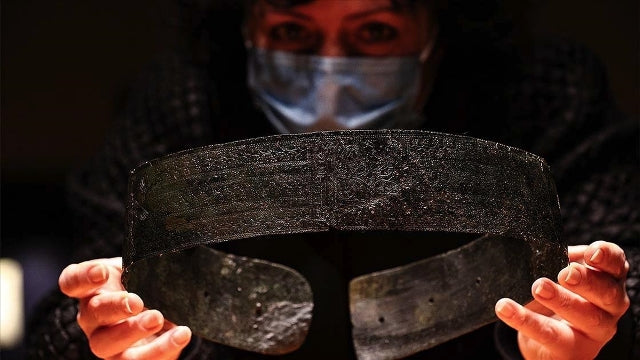 İzmir Arkeoloji Müzesi 2 bin 800 yıllık 'prenses kemeri'ni sergilemeye çıkardı