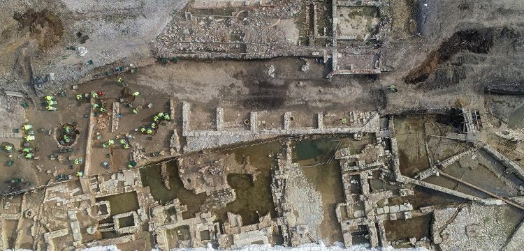 Haydarpaşa arkeoloji kazılarında T şeklinde kale sanılan yapı keşfedildi