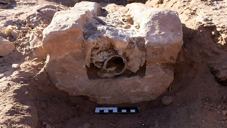 Petra'nın Gizli Mühendisliği: Nabatean Su Kemeri Sisteminde Nadir Bulunan 116 Metrelik Kurşun Boru Hattı Keşfedildi