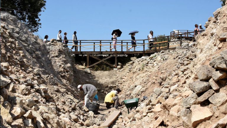 Troya’da 5.500 Yıllık En Eski Katmana Ulaşıldı