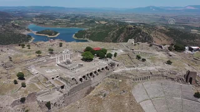2 bin 300 yıl önceki Bergama Antik Kenti 'dijital' dünyadaki yerini aldı