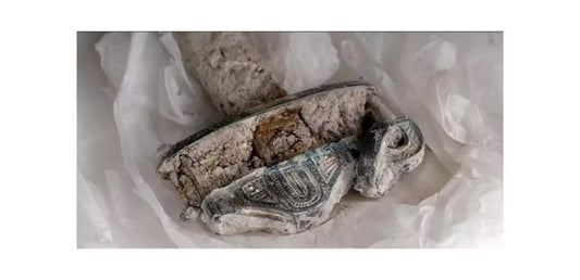 İngiltere'nin Kent bölgesinde 1500 yıllık Anglo-Sakson kılıcı bulundu.