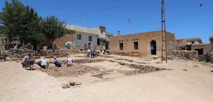 Şanlıurfa Sarayburç Ören Yerinde kazı çalışmaları başladı.
