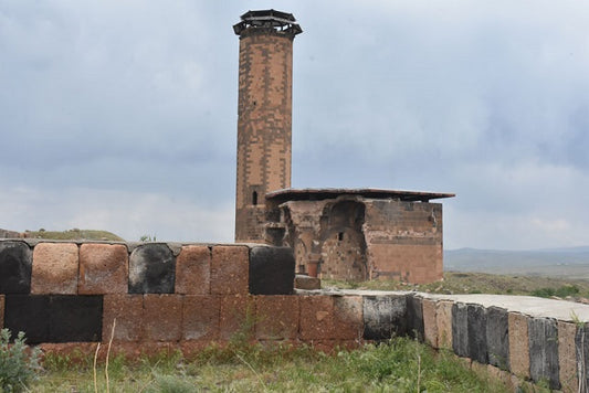 Kars Ebul Menuçehr Camisi ibadete açılacak