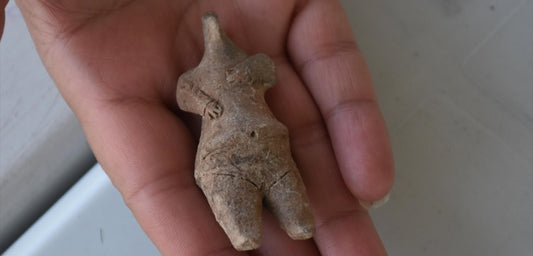 İzmir'de arkeoloji kazılarının sürdüğü antik kent ve höyüklerden 2023 yılı bilgileri