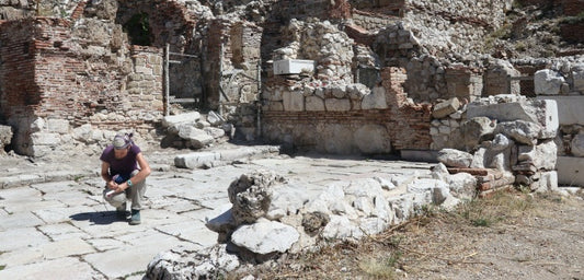 Arkeologlara 'kaç odalı bu konakl!' dedirten yapıdan kazdıkça oda çıkıyor!