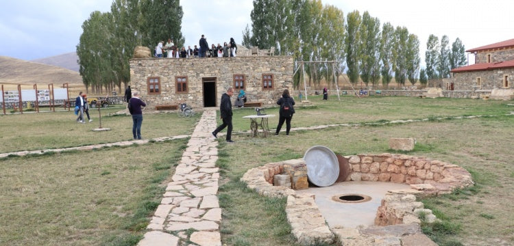 Bayburt'taki Kenan Yavuz Etnografya Müzesi ödüllerini ve ziyaretçilerini artırıyor