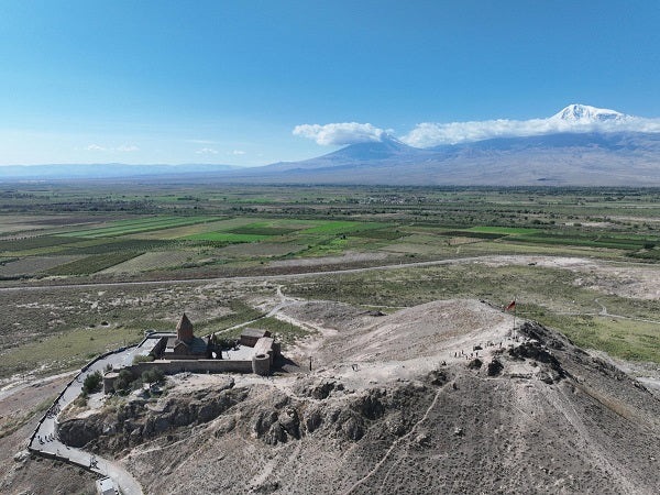 Arkeologlar Ermenistan’da bilinen en eski Hıristiyan kilisesini keşfetti