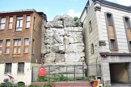Arkadius Sütunu: 'İstanbul'u Besleyen Roma Sütunu'