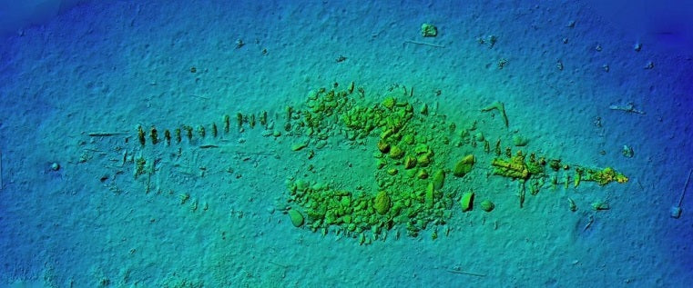 Yunanistan'ın Karpathos adası yakınlarında 2600 yıldır gizli kalmış beş gemi enkazı ve kayıp bir denizcilik ağı keşfedildi.