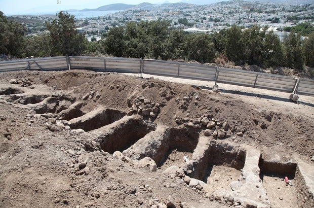 Bodrum’da İnşaat Alanında Bulunan 59 Mezar Yağmur Suyundan Zarar Gördü