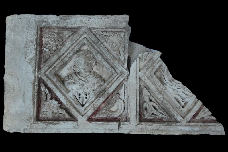 Side’de 390 Metrelik Cadde ve Herakles Kapısı Ortaya Çıktı