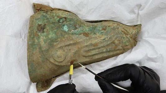 Britanya'da Türünün İlk Keşfi: Norfolk'ta 2000 Yıllık Bir Carnyx ve Yaban Domuzu Sancağı Ortaya Çıkarıldı